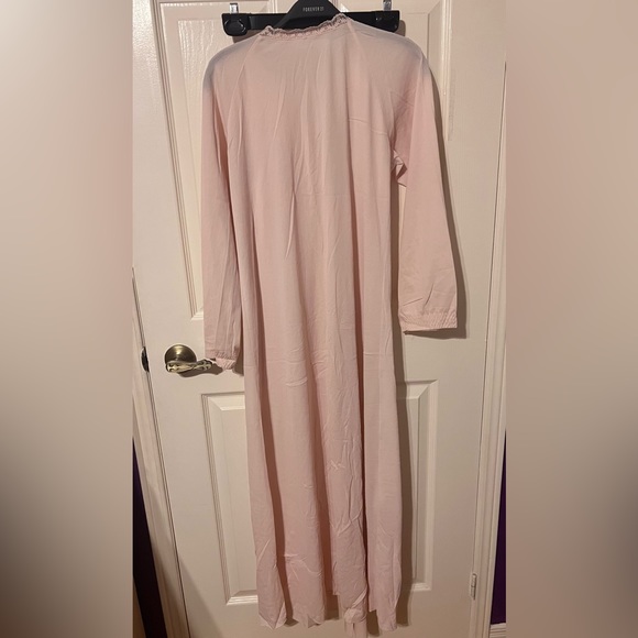 Italian Night Gown - Picture 2 of 2